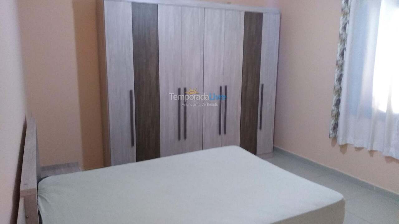 Casa para alquiler de vacaciones em Pardinho (Ninho Verde 2)
