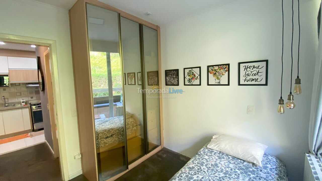 Apartamento para aluguel de temporada em Campos do Jordão (Capivari)