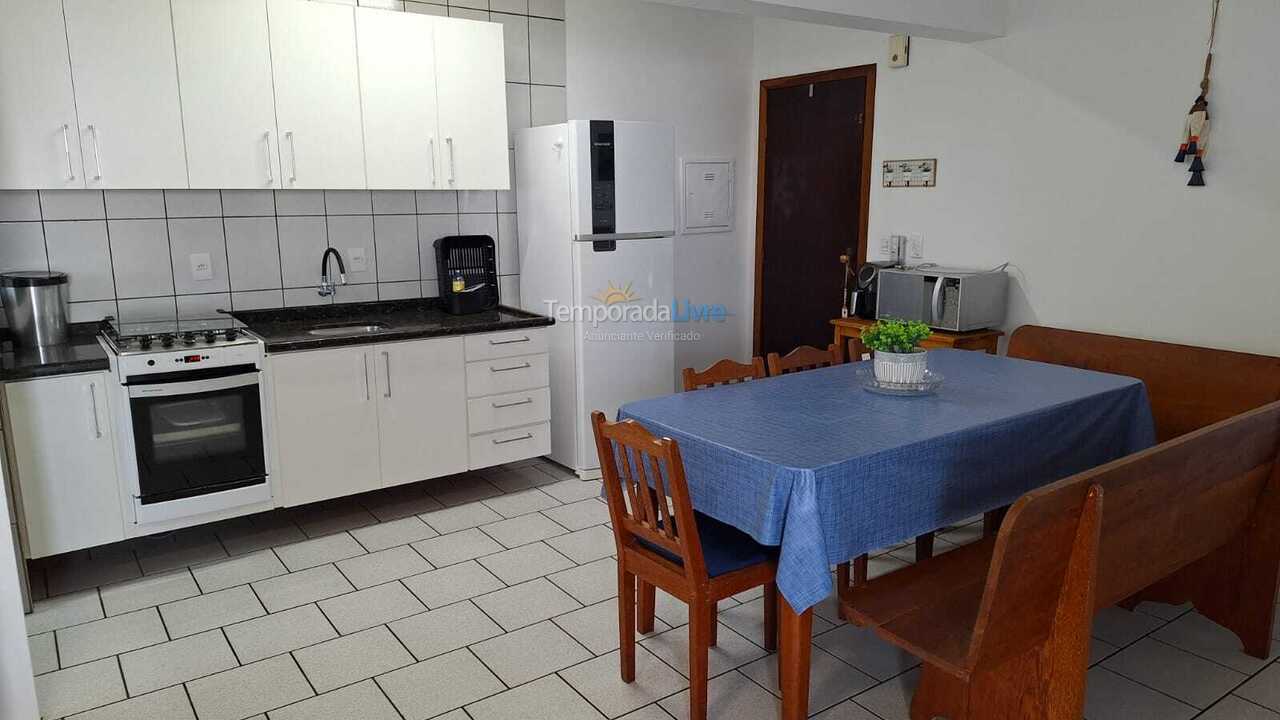 Apartamento para alquiler de vacaciones em Bombinhas (Praia de Bombas)