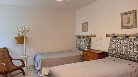 Linda casa pé na areia para locação