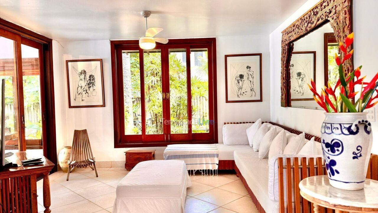 Casa para aluguel de temporada em São Sebastião (Praia da Baleia)