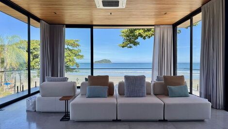 CASA PARA VENDA E LOCAÇÃO PRAIA DA BALEIA PÉ NA AREIA