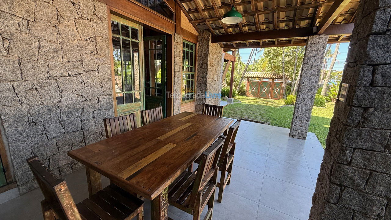 House for vacation rental in Ubatuba (Praia Grande)