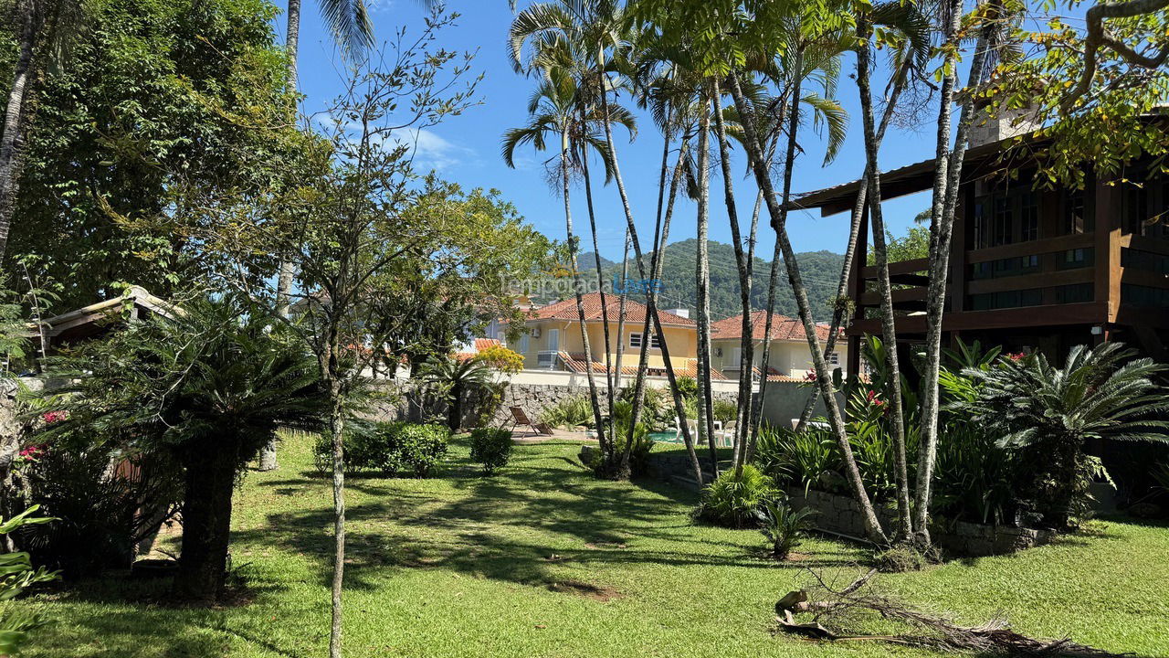 House for vacation rental in Ubatuba (Praia Grande)