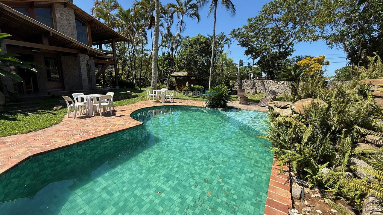 House for vacation rental in Ubatuba (Praia Grande)