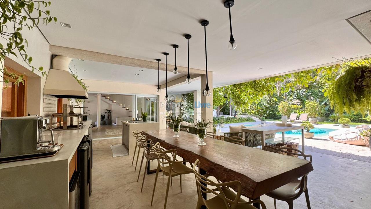Casa para alquiler de vacaciones em São Sebastião (Praia da Baleia)