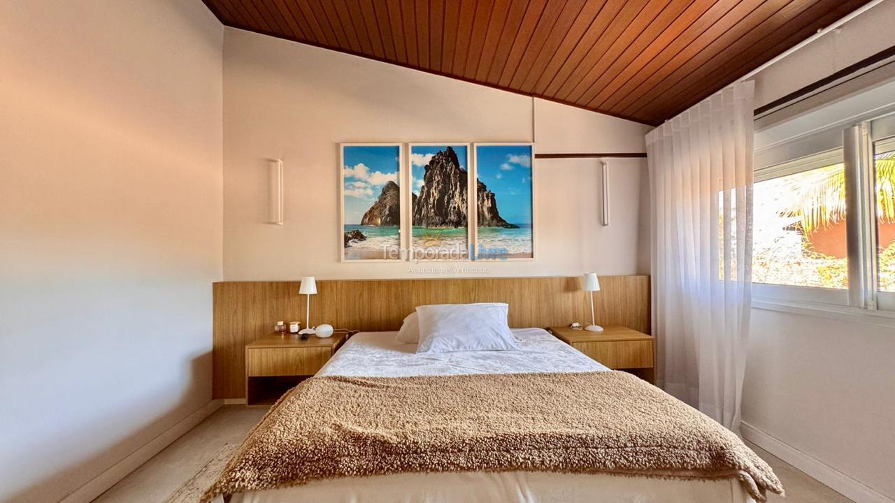 Casa para alquiler de vacaciones em São Sebastião (Praia da Baleia)