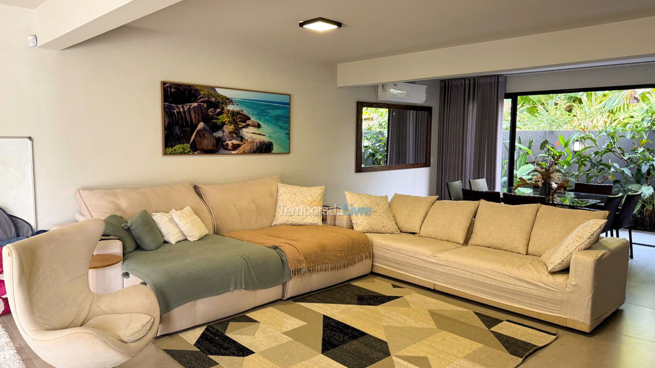 House for vacation rental in Florianópolis (Jurere Tradicional)