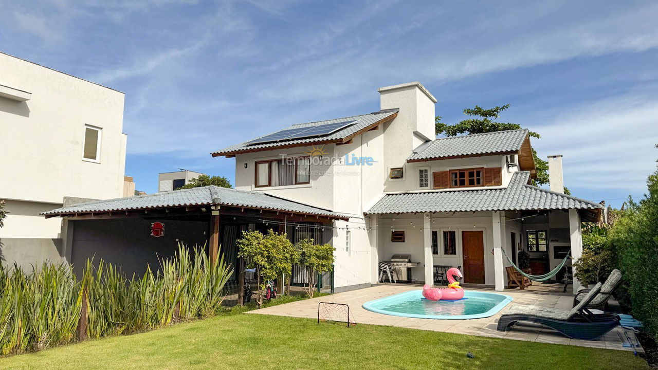 House for vacation rental in Florianópolis (Jurere Tradicional)