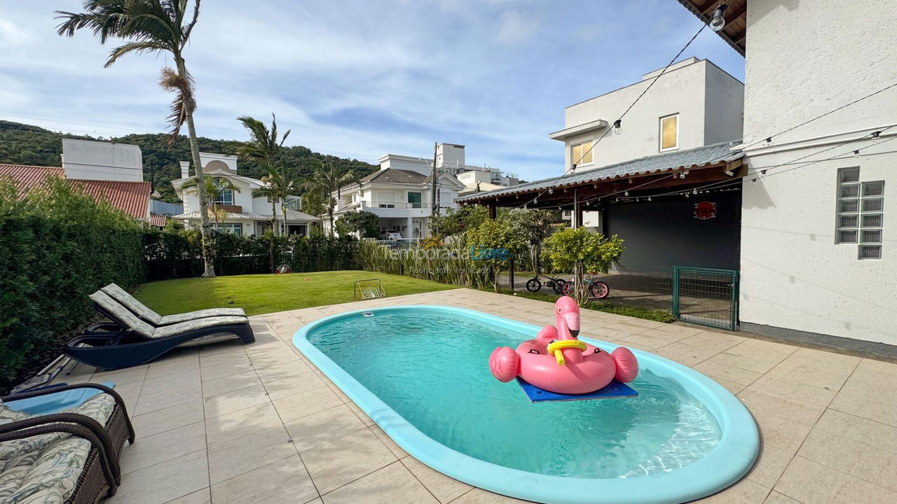 House for vacation rental in Florianópolis (Jurere Tradicional)