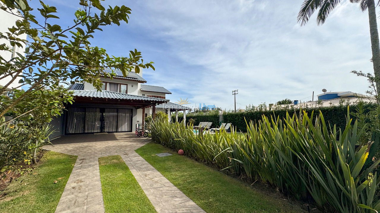 House for vacation rental in Florianópolis (Jurere Tradicional)