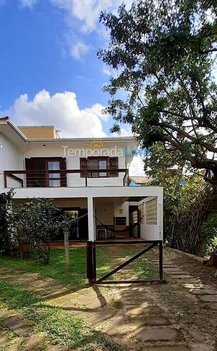 Casa para aluguel de temporada em Garopaba (Centro)