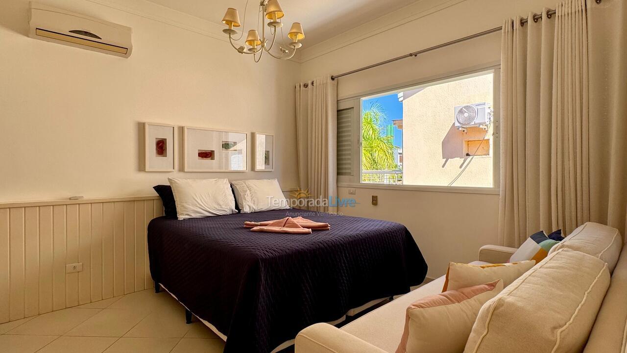 House for vacation rental in São Sebastião (Praia da Baleia)