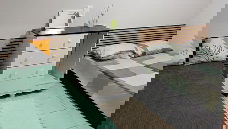 Quarto 1 ( 1 cama de solteiro e 1 cama de casal)