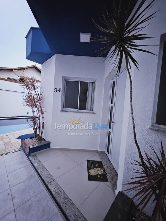 Casa para aluguel de temporada em Ubatuba (Lagoinha)
