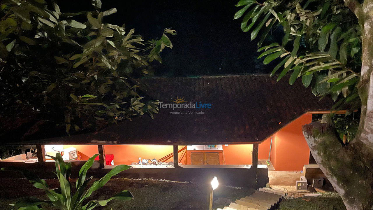 Casa para aluguel de temporada em São Sebastião (Camburi)