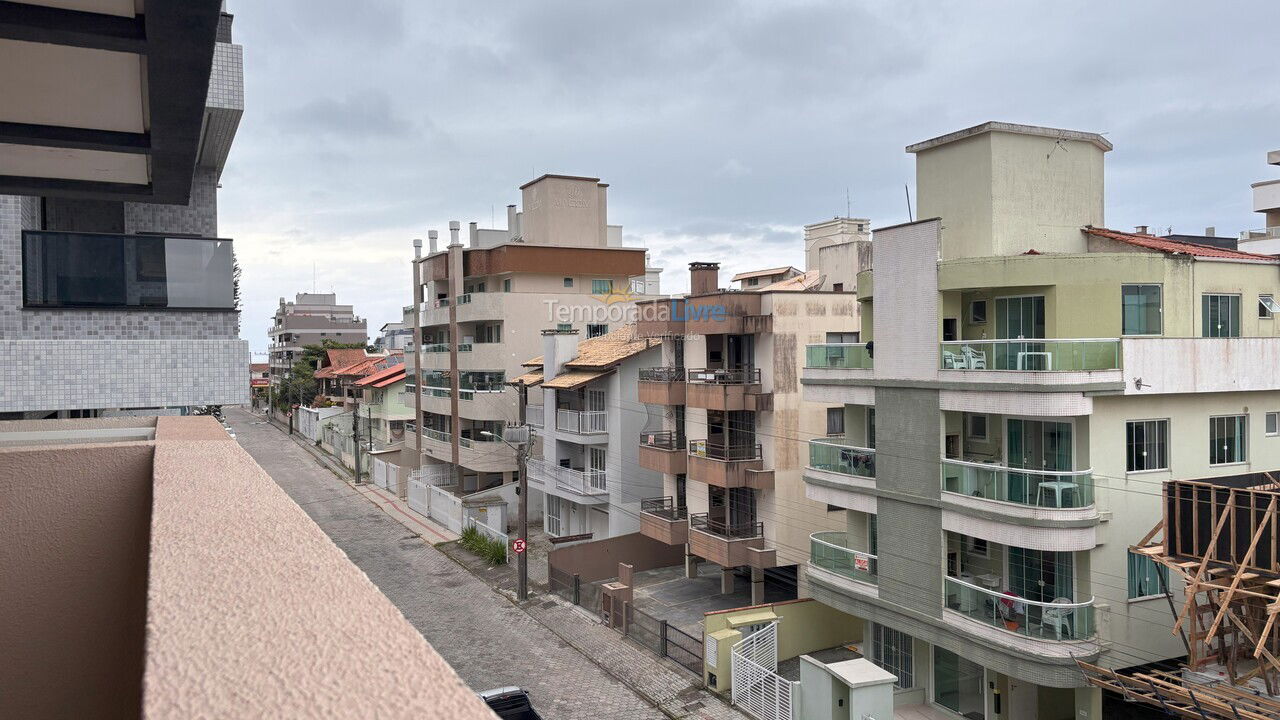 Apartamento para aluguel de temporada em Bombinhas (Praia de Bombas)