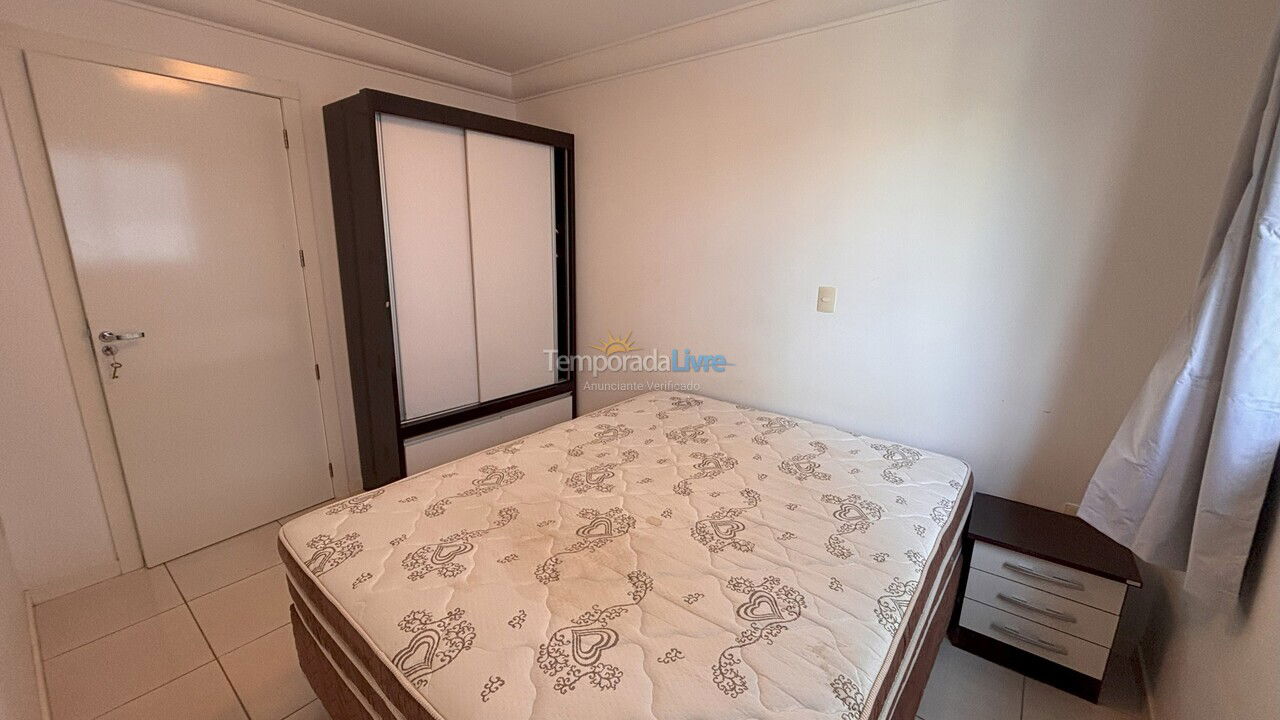 Apartamento para aluguel de temporada em Bombinhas (Praia de Bombas)