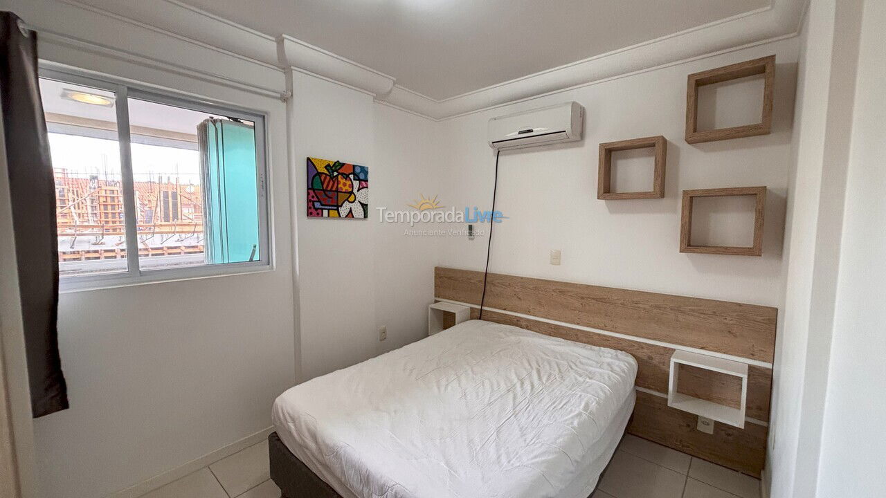 Apartment for vacation rental in Bombinhas (Praia de Bombas)