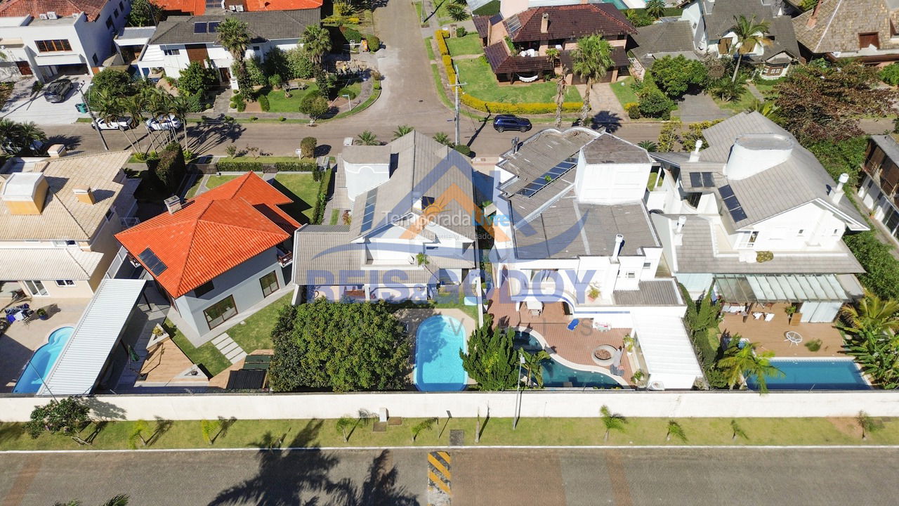 House for vacation rental in Florianopolis (Jurerê Internacional)