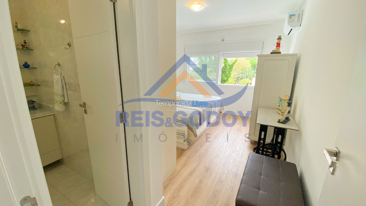 House for vacation rental in Florianopolis (Jurerê Internacional)