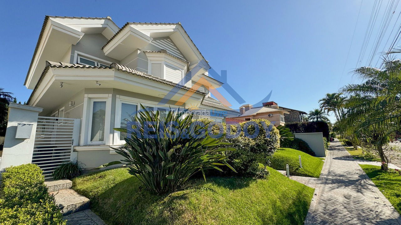 House for vacation rental in Florianopolis (Jurerê Internacional)