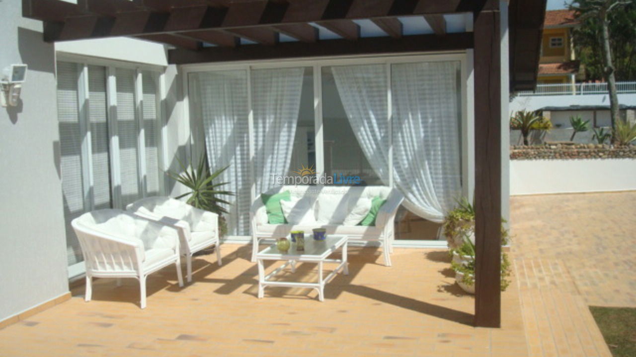 Casa para alquiler de vacaciones em Bombinhas (Praia de Bombinhas)
