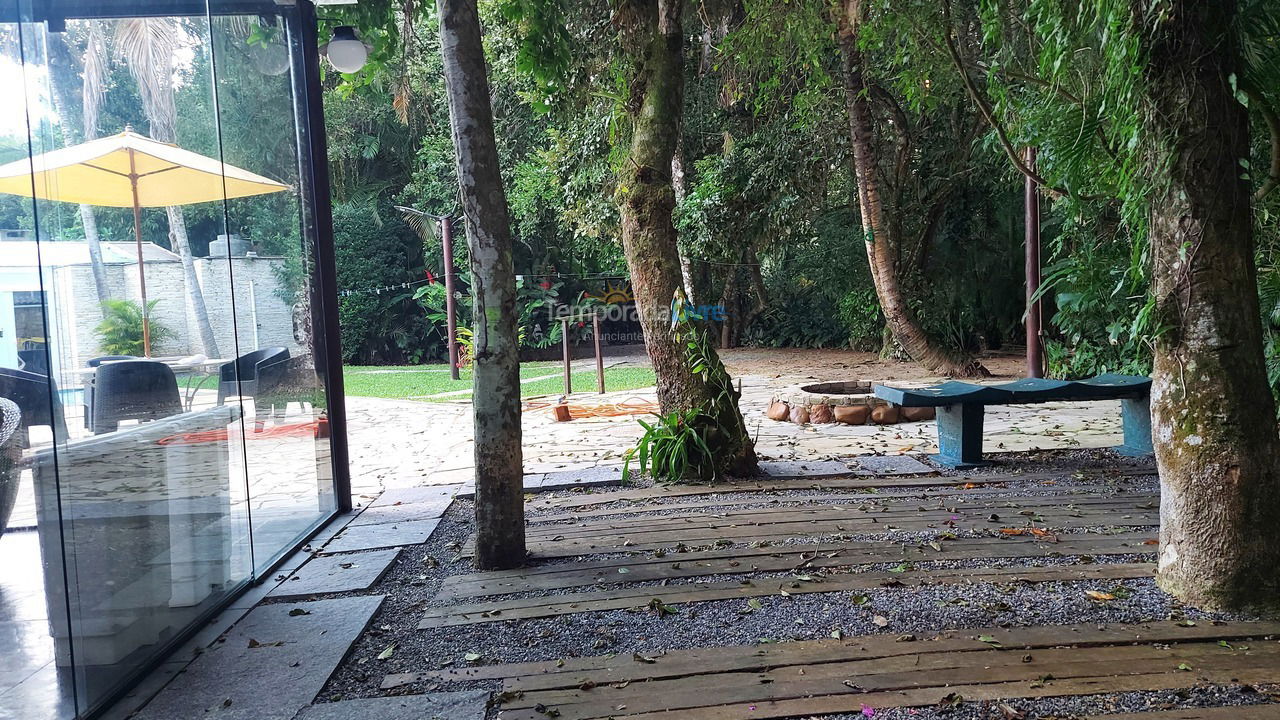 Casa para alquiler de vacaciones em Bertioga (Praia de Guaratuba)