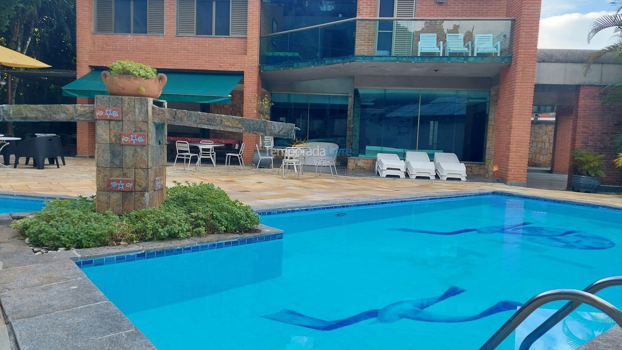 Casa para alquiler de vacaciones em Bertioga (Praia de Guaratuba)