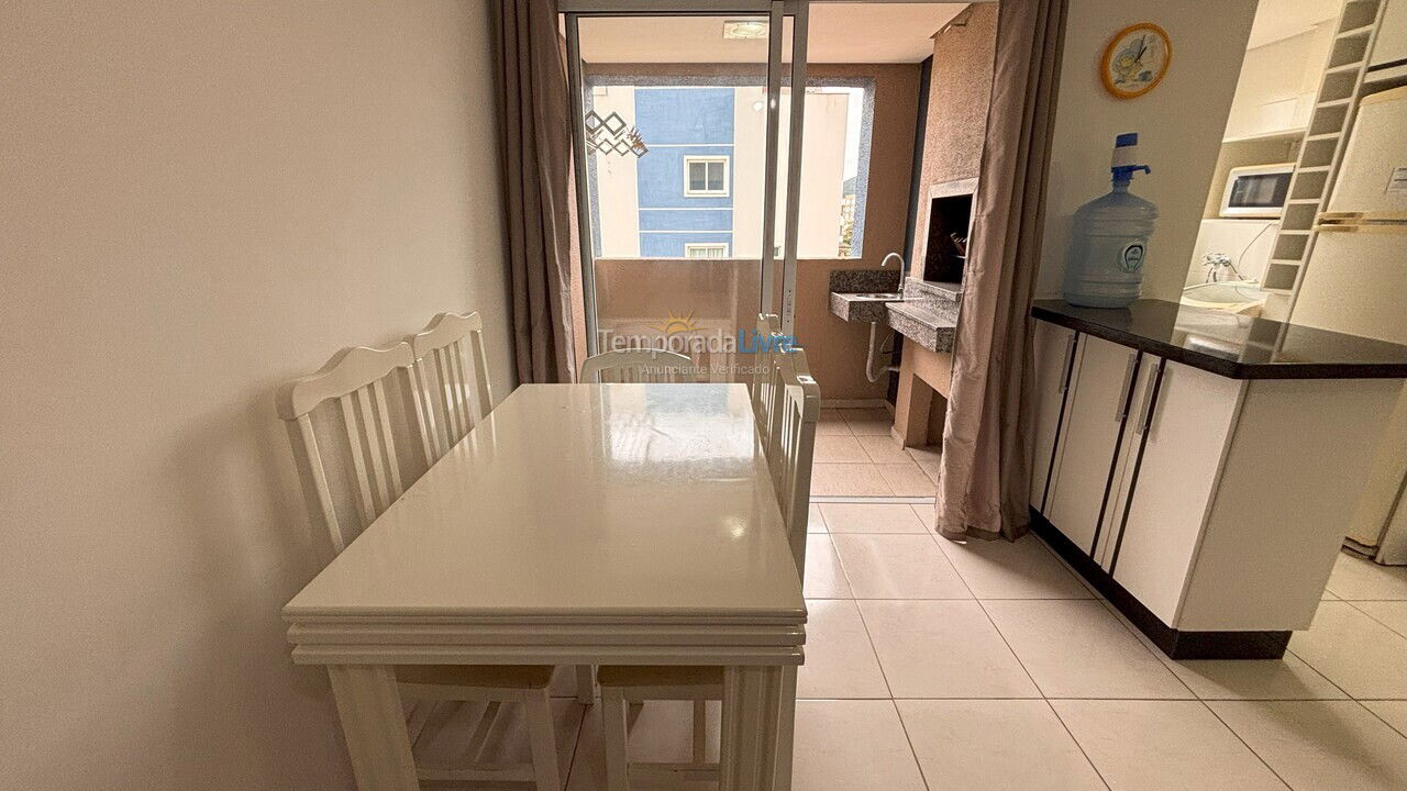 Apartamento para aluguel de temporada em Bombinhas (Praia de Bombas)