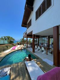 Casa para alugar em São Sebastião - Juquehy