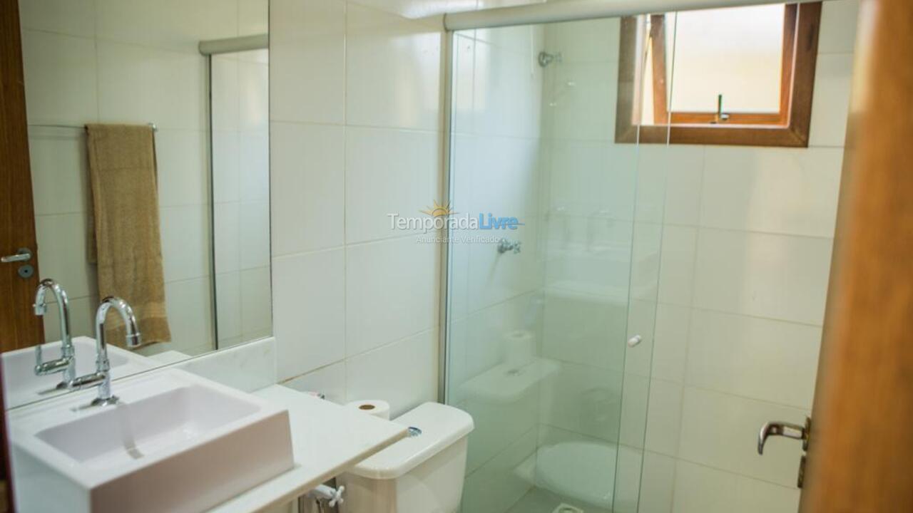 Apartamento para aluguel de temporada em Mata de São João (Imbassaí)
