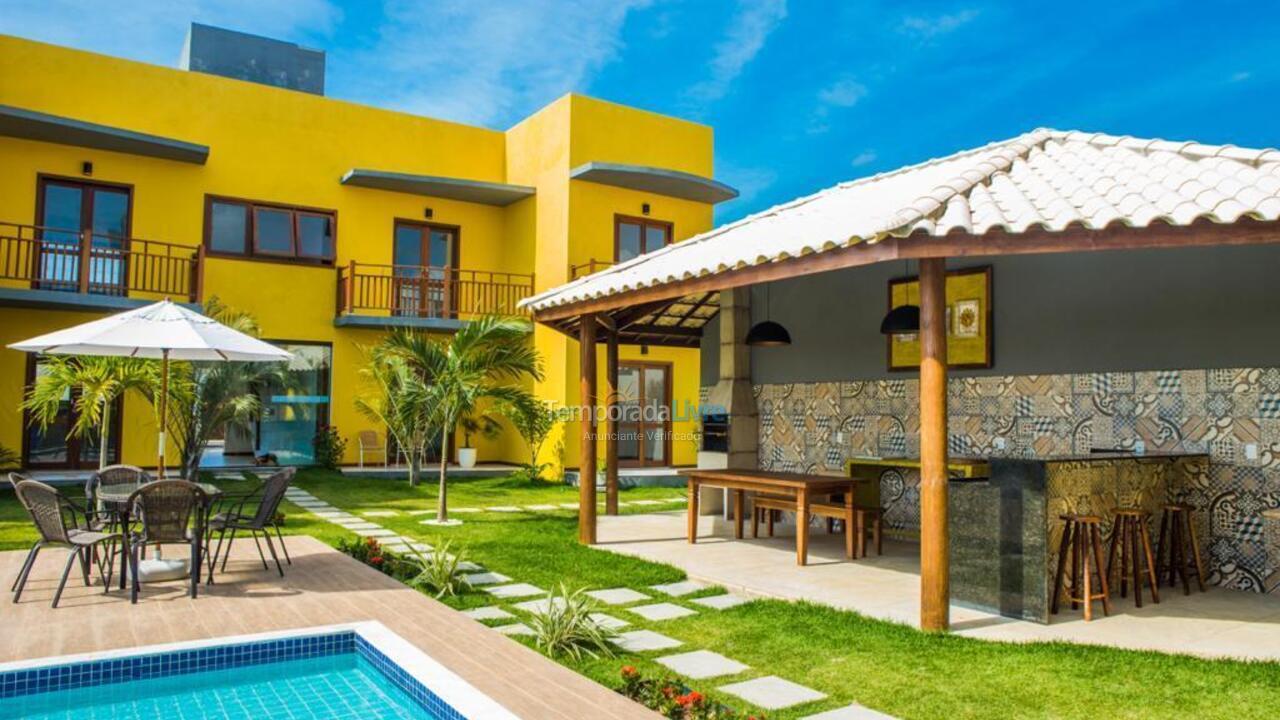 Apartamento para aluguel de temporada em Mata de São João (Imbassaí)