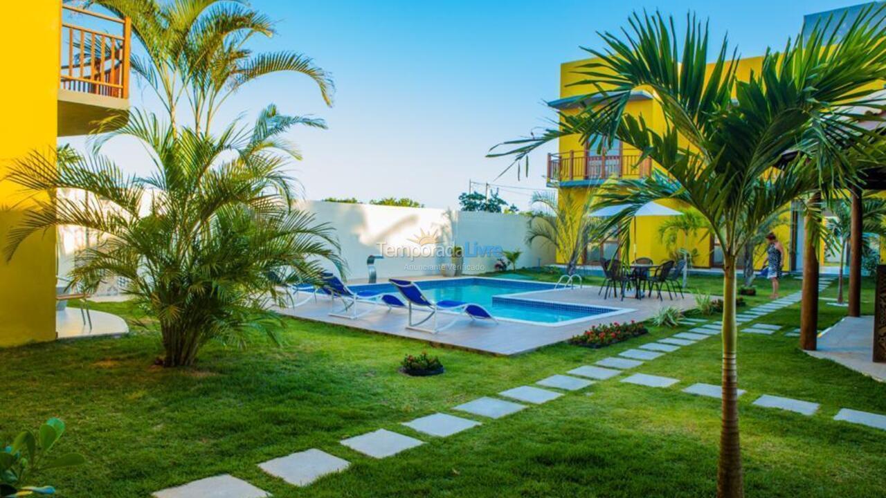 Apartamento para aluguel de temporada em Mata de São João (Imbassaí)