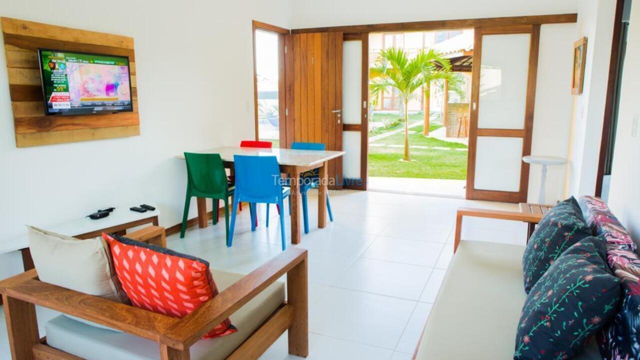 Apartamento para aluguel de temporada em Mata de São João (Imbassaí)