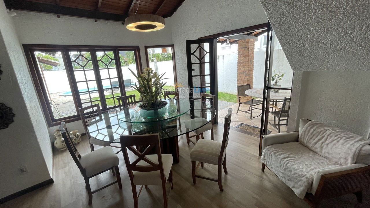 Casa para alquiler de vacaciones em Florianopolis (Jurerê Internacional)