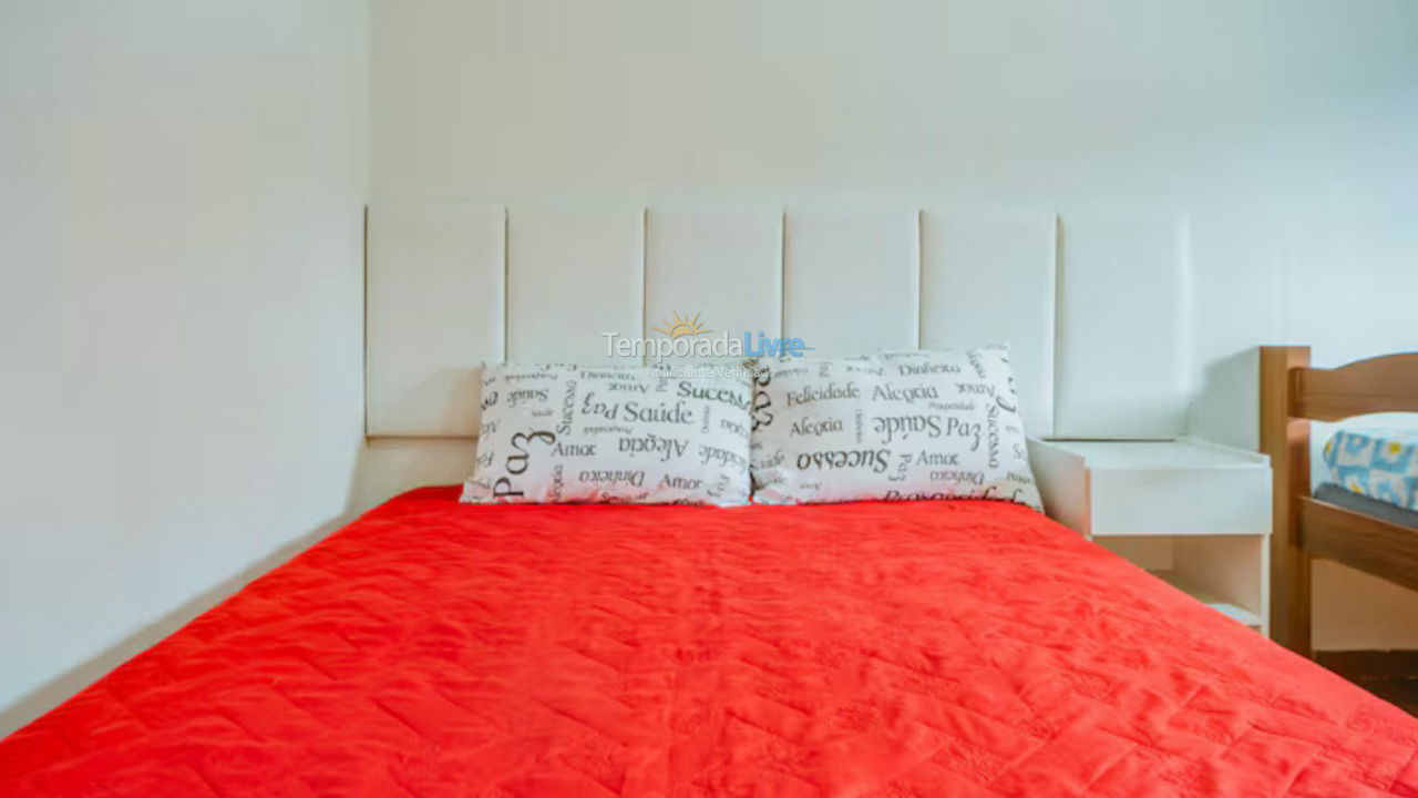 Apartamento para aluguel de temporada em Guarujá (Enseada)