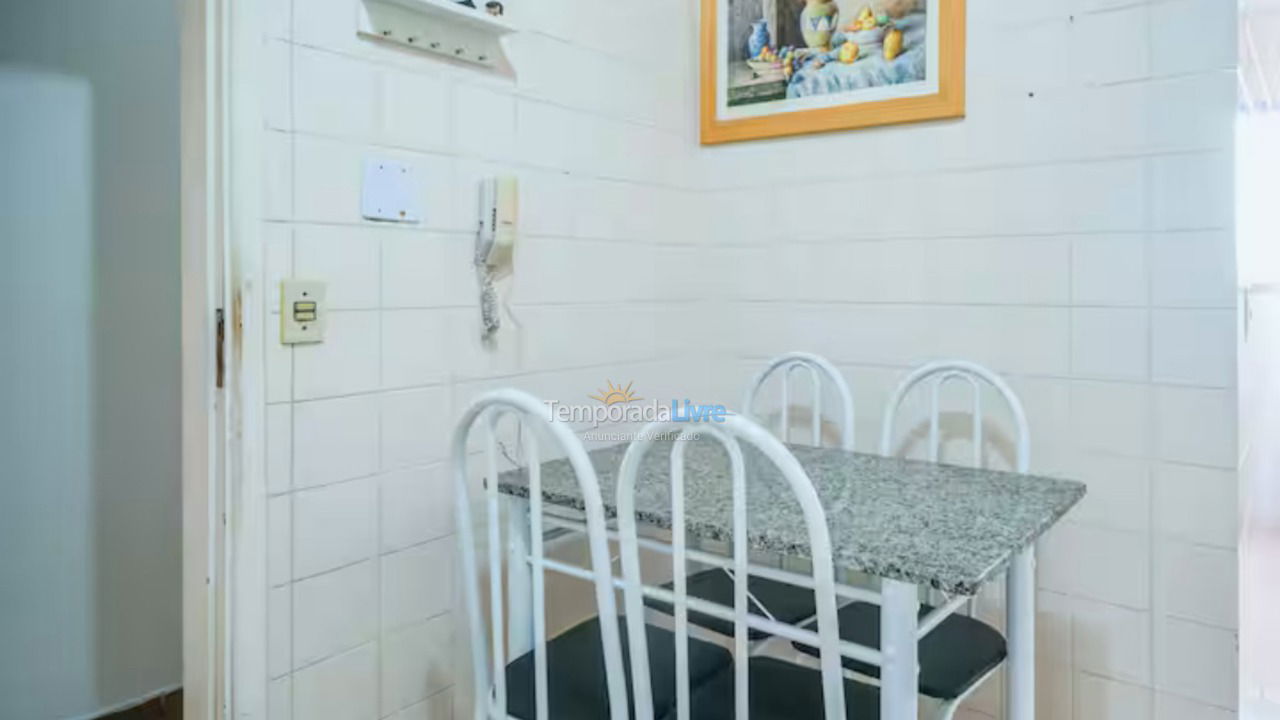 Apartamento para aluguel de temporada em Guarujá (Enseada)