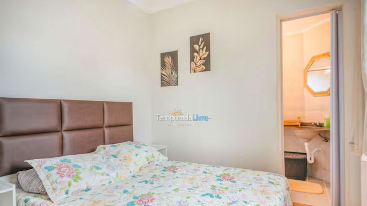 Apartamento para aluguel de temporada em Guarujá (Enseada)