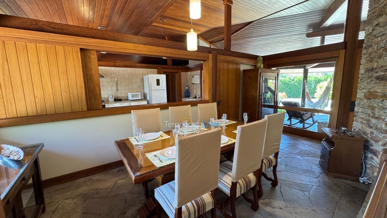 Casa para aluguel de temporada em Florianopolis (Jurerê Internacional)
