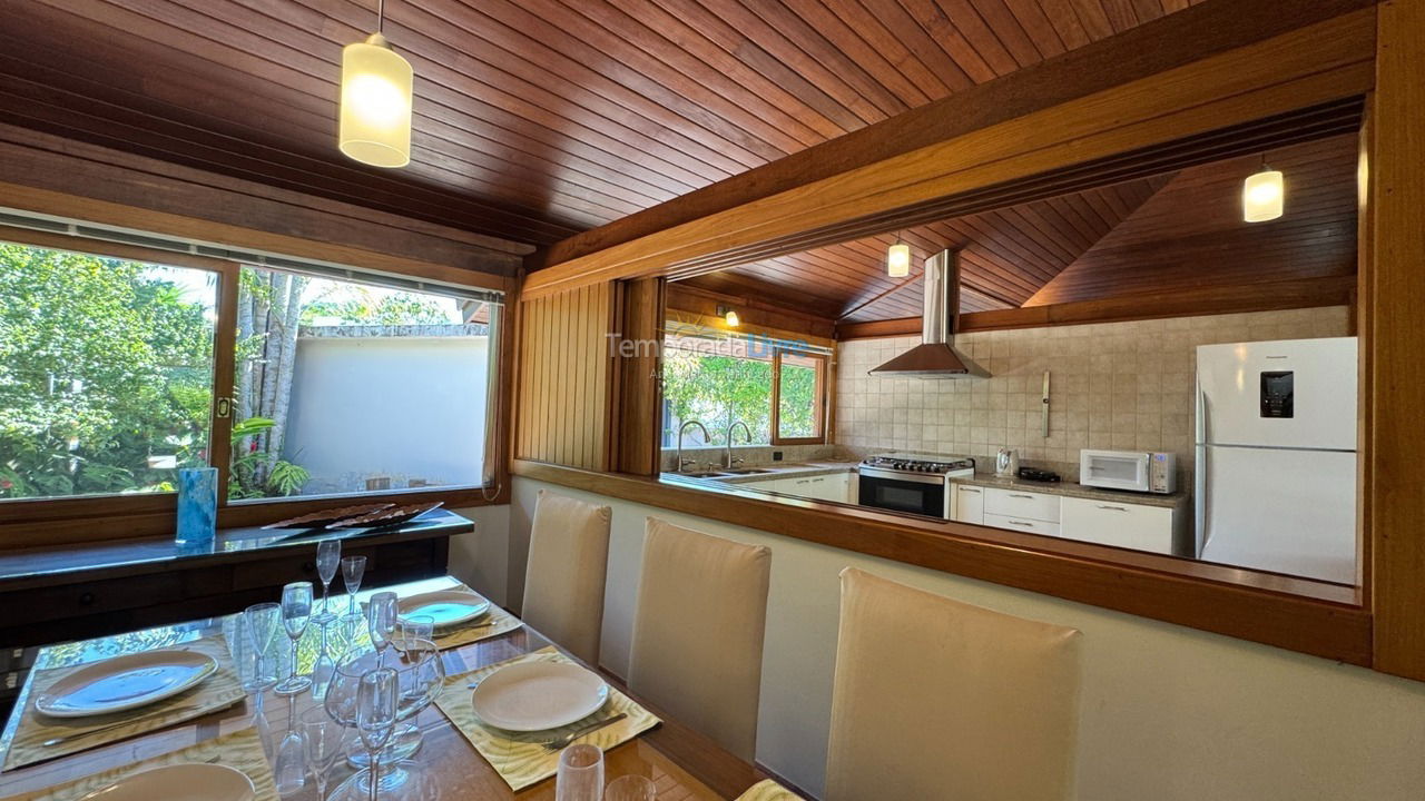 Casa para aluguel de temporada em Florianopolis (Jurerê Internacional)