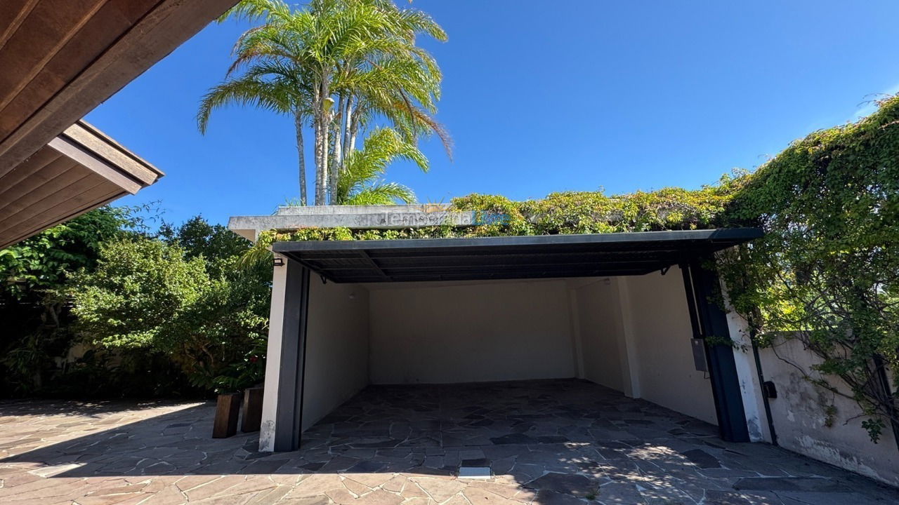 Casa para aluguel de temporada em Florianopolis (Jurerê Internacional)