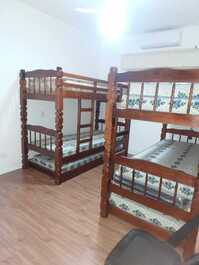 ÓTIMO APTO 83 M2 2 DORMS A 250M DA PRAIA DA ENSEADA GUARUJÁ