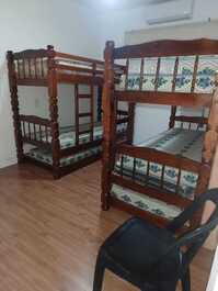 ÓTIMO APTO 83 M2 2 DORMS A 250M DA PRAIA DA ENSEADA GUARUJÁ