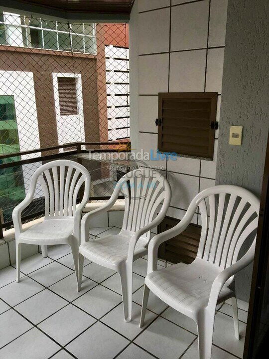 Apartamento para aluguel de temporada em Itapema (Meia Praia)