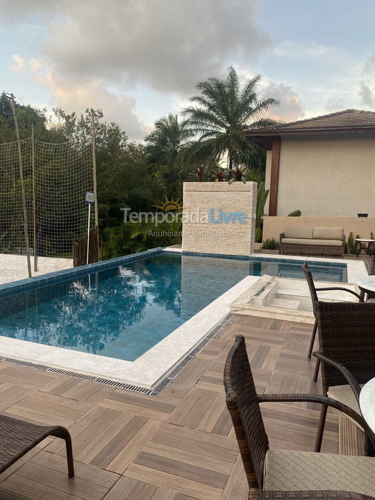 Casa para aluguel de temporada em Mata de São João (Praia do Forte)