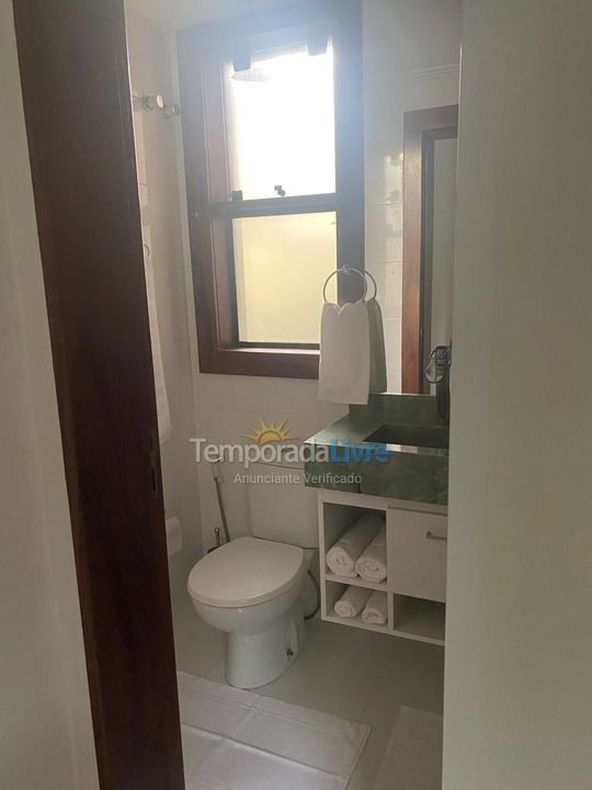 Casa para aluguel de temporada em Mata de São João (Praia do Forte)