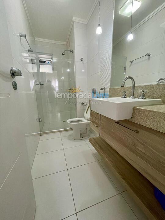 Apartamento para aluguel de temporada em Bombinhas (Praia de Bombas)