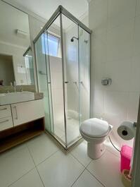 Apartamento 3 dormitorios localizado a 100mts do mar