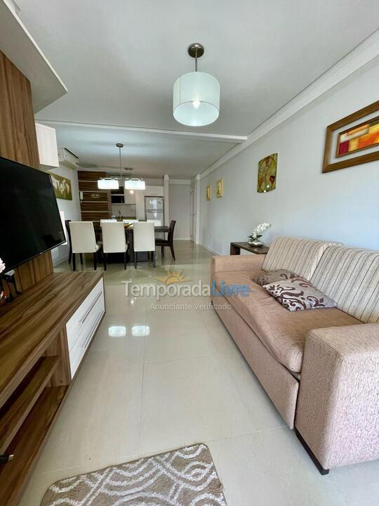 Apartamento para aluguel de temporada em Bombinhas (Praia de Bombas)